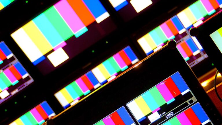 Why IPTV Is the Perfect Solution for Modern Households